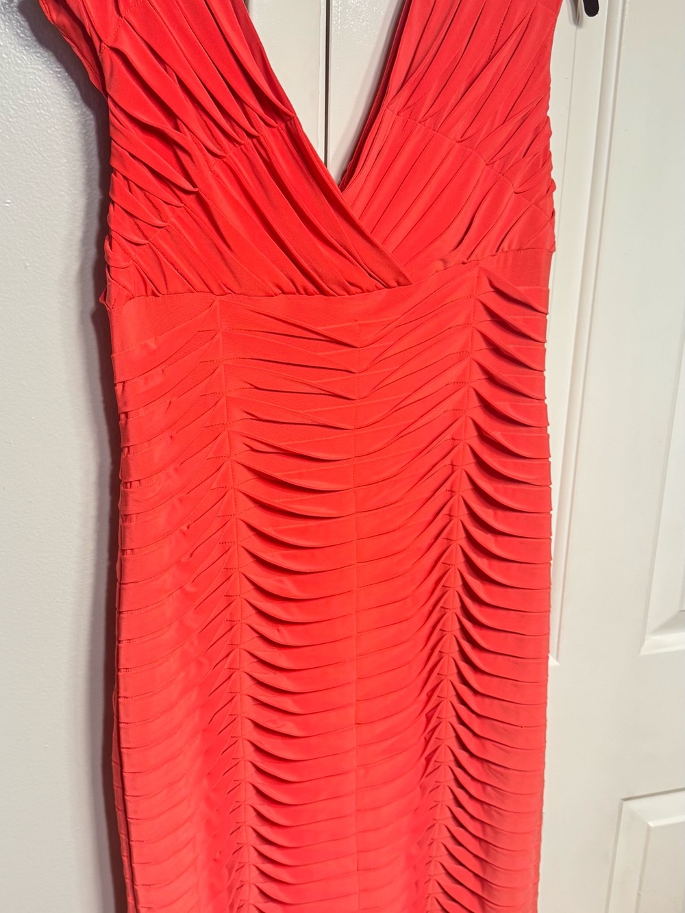 Adrianna Papell Coral Ruched V-Neck Midi Dress